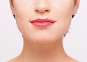 ケロイド改善のためのレーザー治療完全ガイド：効果・副作用・クリニック選びのポイント